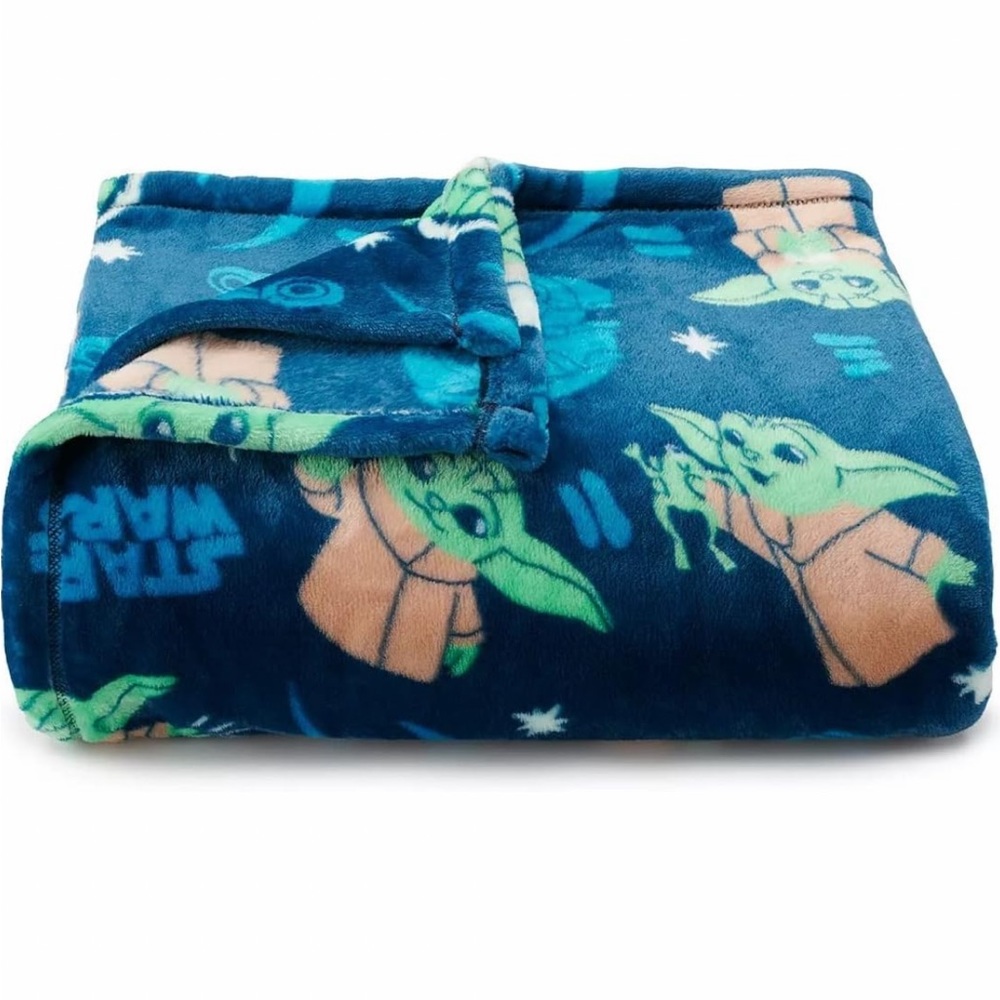 NWT The Big One Mandalorian Baby Yoda Blanket Supersoft Oversized Throw